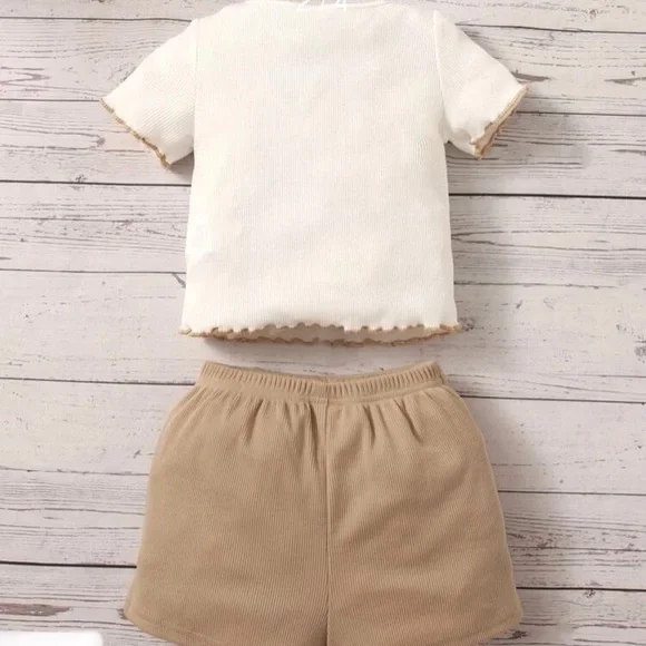 Beige and off white baby girl short set - Picture 2 of 4